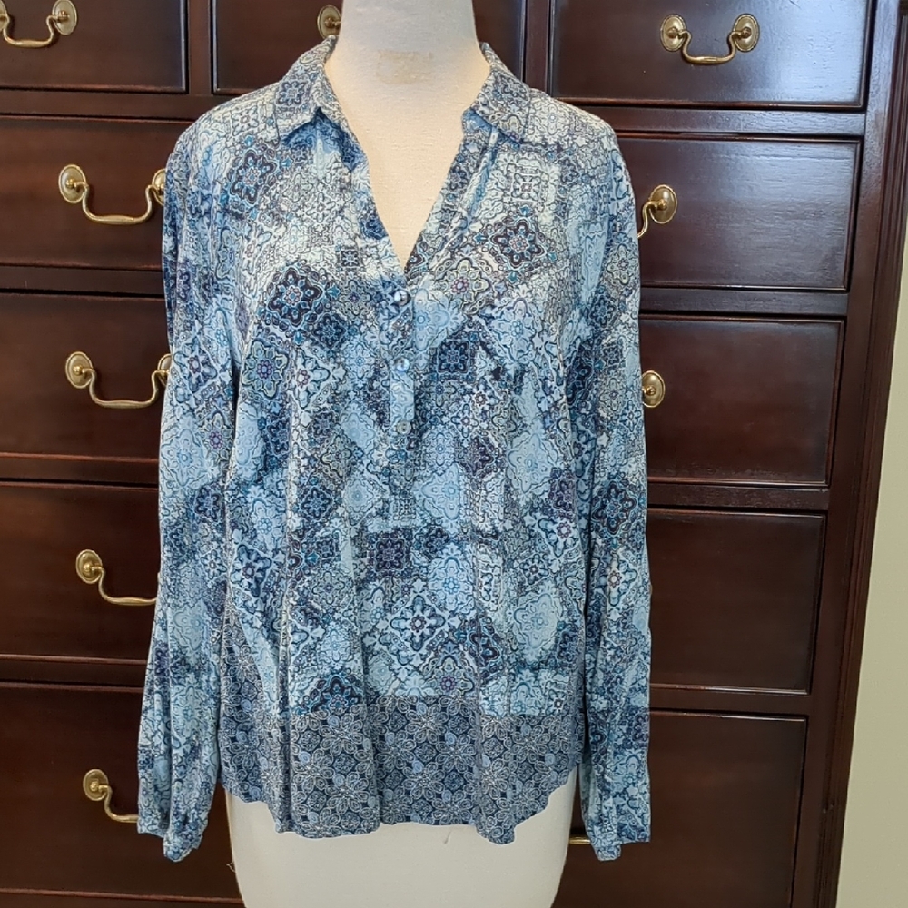 J. Jill Blue and White Patterned Blouse